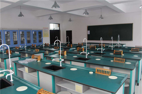 化學(xué)實驗臺-04